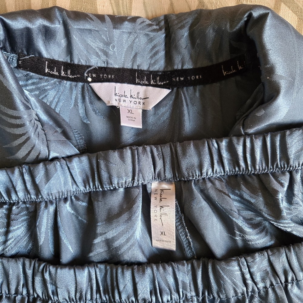 3/$25 Nicole Miller New York Pajama Short Set Sleepwear Satin Finish Floral Teal - Picture 8 of 10